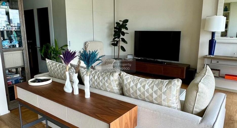 For sale 2 bedrooms condo in Watthana, Bangkok