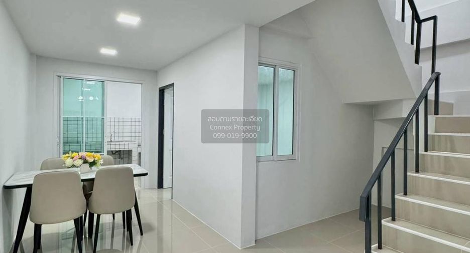 For sale 3 bedrooms townhouse in Mueang Nonthaburi, Nonthaburi