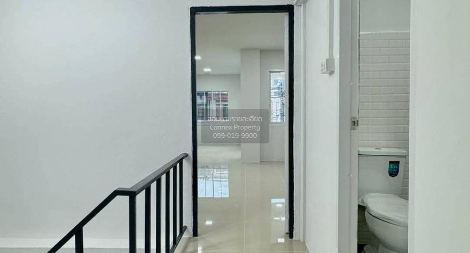 For sale 3 bedrooms townhouse in Mueang Nonthaburi, Nonthaburi