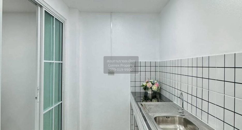 For sale 3 bedrooms townhouse in Mueang Nonthaburi, Nonthaburi