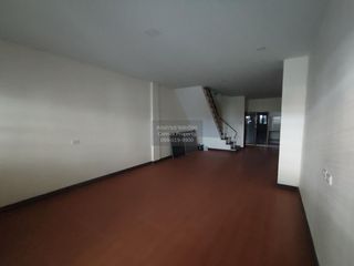 For sale 3 bedrooms townhouse in Thung Khru, Bangkok
