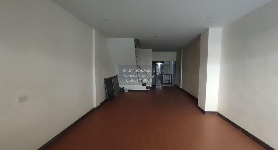 For sale 3 bedrooms townhouse in Thung Khru, Bangkok