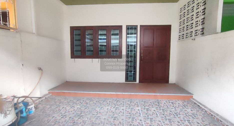 For sale 3 bedrooms townhouse in Thung Khru, Bangkok