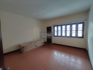 For sale 3 bedrooms townhouse in Thung Khru, Bangkok