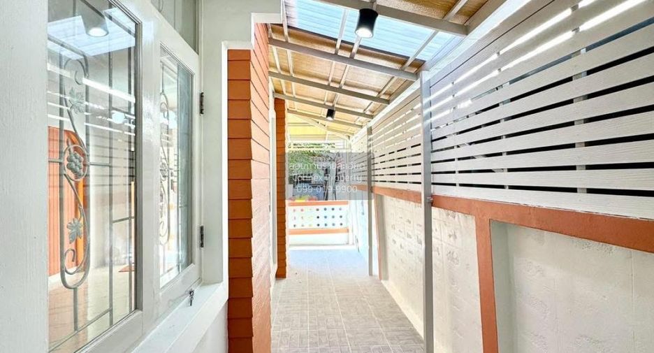 For sale 3 bedrooms townhouse in Lam Luk Ka, Pathum Thani