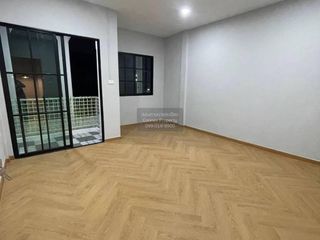 For sale 2 bedrooms townhouse in Lam Luk Ka, Pathum Thani