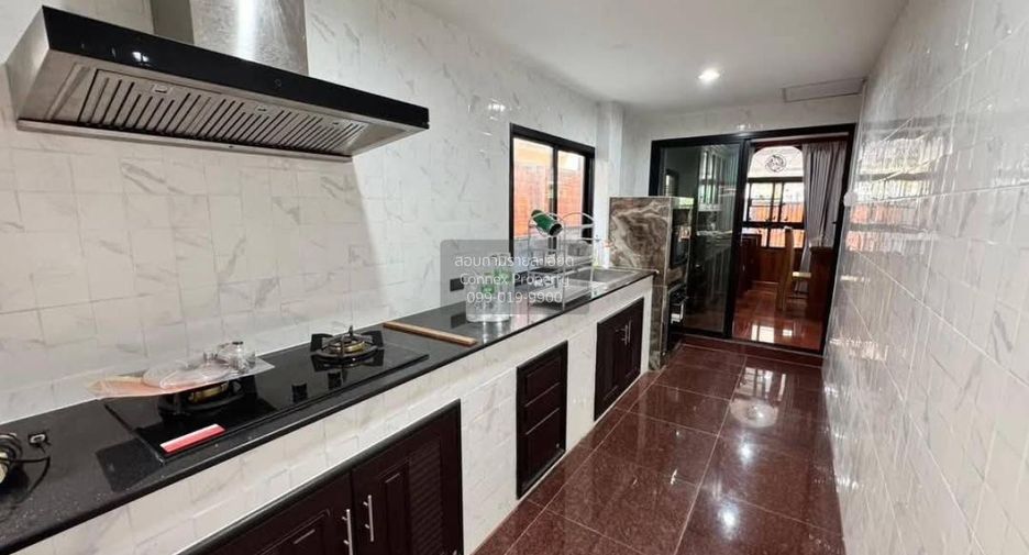 For sale 3 bedrooms house in Nong Khaem, Bangkok