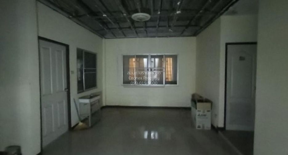 For sale 3 bedrooms house in Bang Nam Priao, Chachoengsao