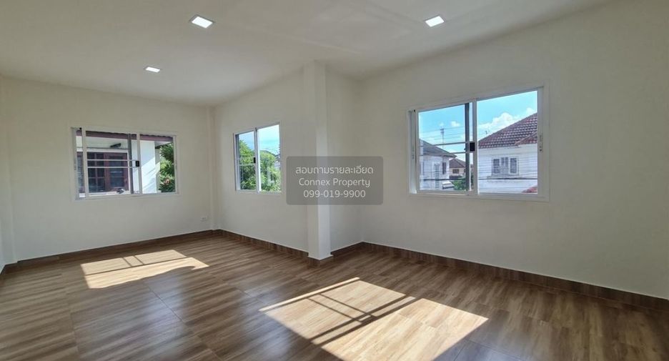 Casa en venta de 4 habitaciones en Khlong Sam Wa, Bangkok