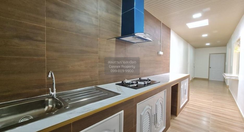 Casa en venta de 4 habitaciones en Khlong Sam Wa, Bangkok