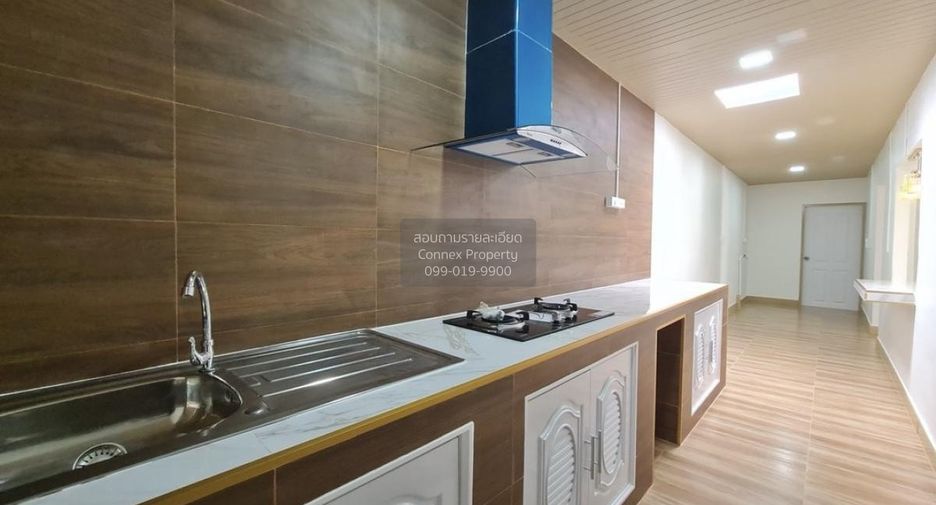 Casa en venta de 4 habitaciones en Khlong Sam Wa, Bangkok