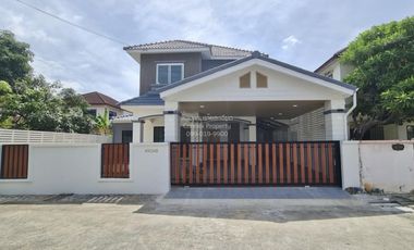Casa en venta de 4 habitaciones en Khlong Sam Wa, Bangkok