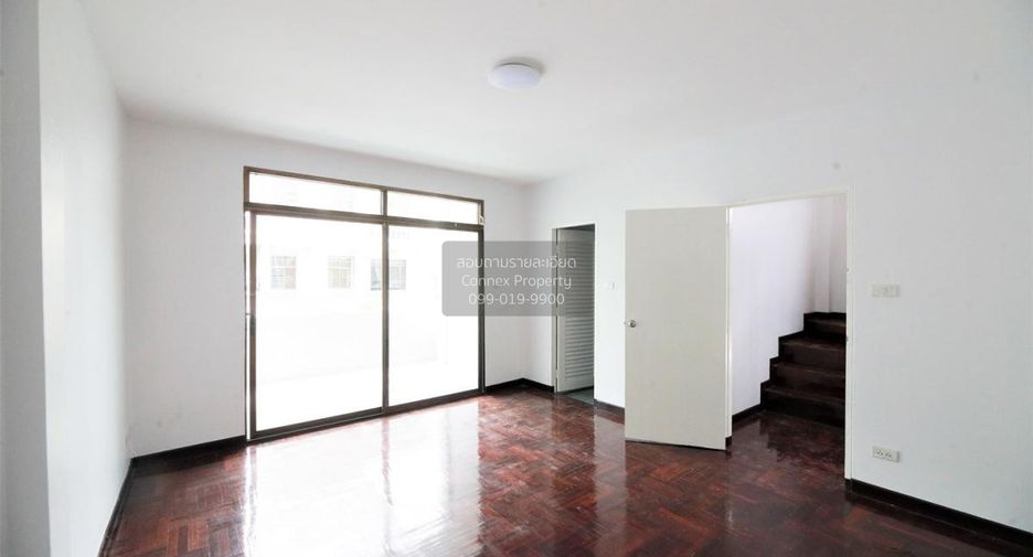 Reihenhaus zum Kauf mit 4 Zimmer in Bang Kruai, Nonthaburi