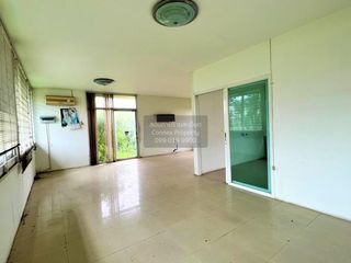 Haus zum Kauf mit 1 Zimmer in Bang Bon, Bangkok