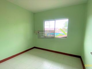 À vendre 3 chambres maison de ville à Sam Phran, Nakhon Pathom