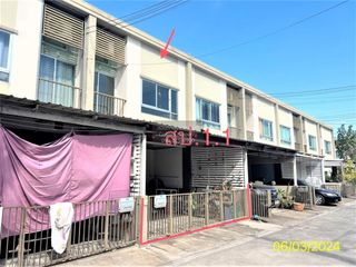 For sale 3 ベッドルーム townhouse in Bang Kruai, Nonthaburi