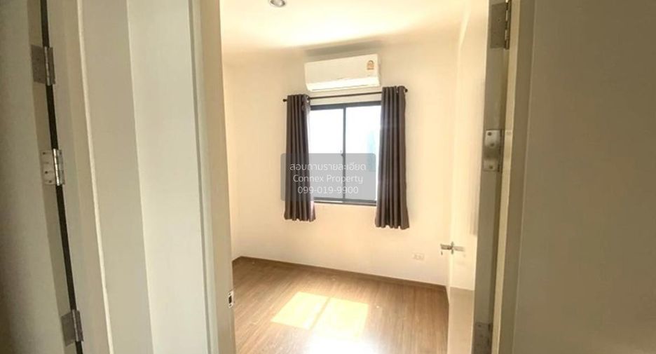 For sale 3 bedrooms townhouse in Thung Khru, Bangkok
