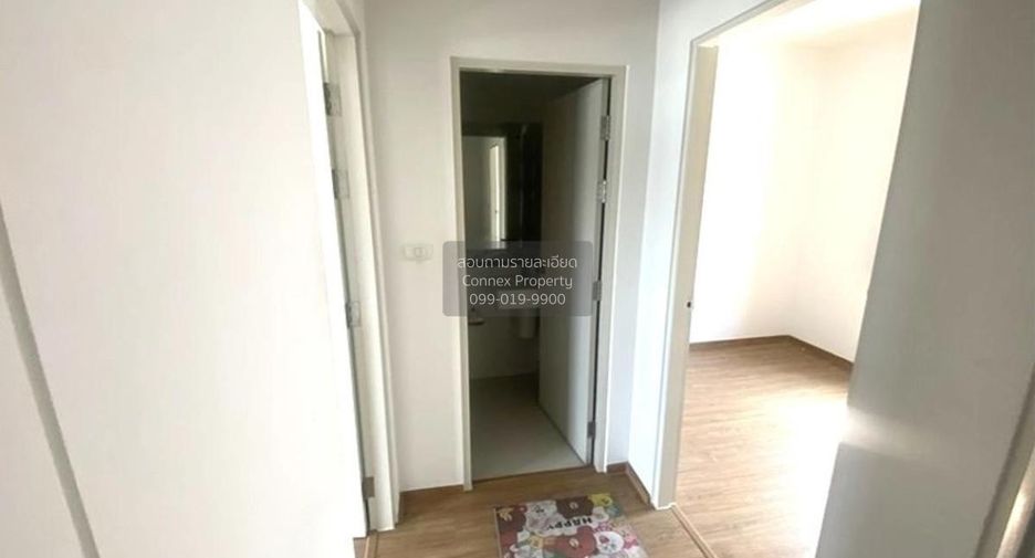 For sale 3 bedrooms townhouse in Thung Khru, Bangkok