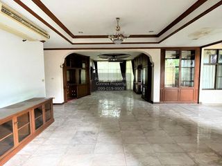 À vendre 10 chambres maison à Wang Thonglang, Bangkok