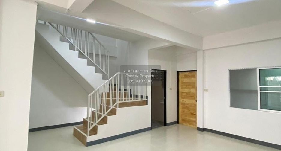 For sale 3 bedrooms townhouse in Thanyaburi, Pathum Thani