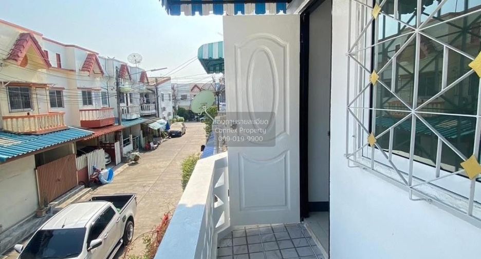 For sale 3 bedrooms townhouse in Thanyaburi, Pathum Thani