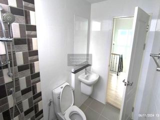 Casa en venta de 3 habitaciones en Bang Khen, Bangkok