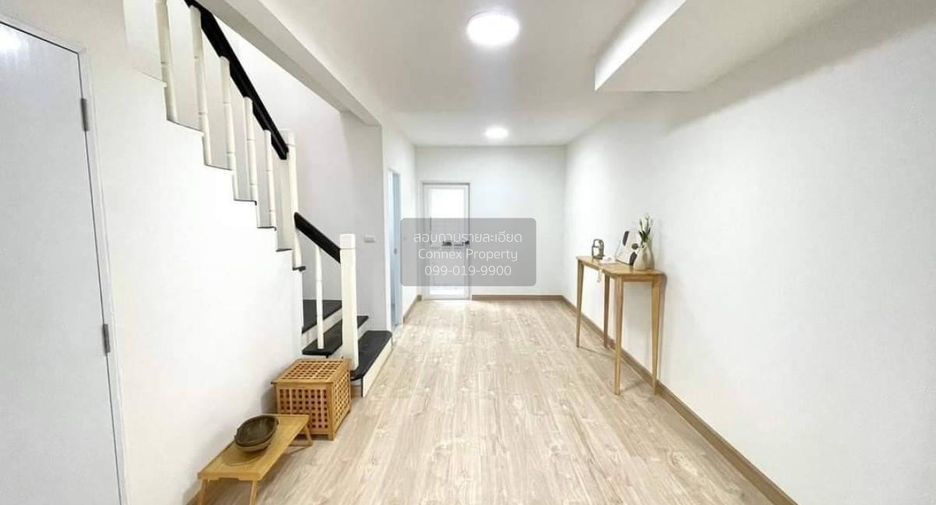 For sale 2 bedrooms townhouse in Lam Luk Ka, Pathum Thani