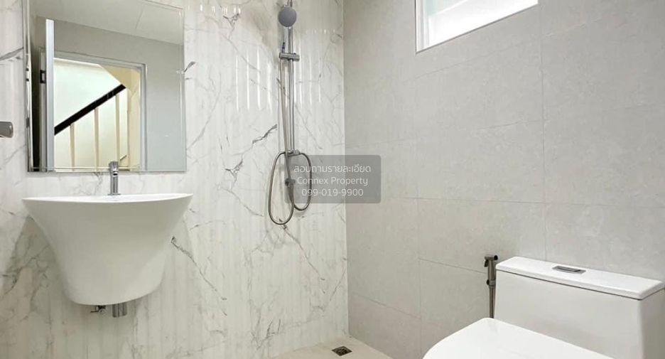 For sale 4 bedrooms house in Bang Bua Thong, Nonthaburi