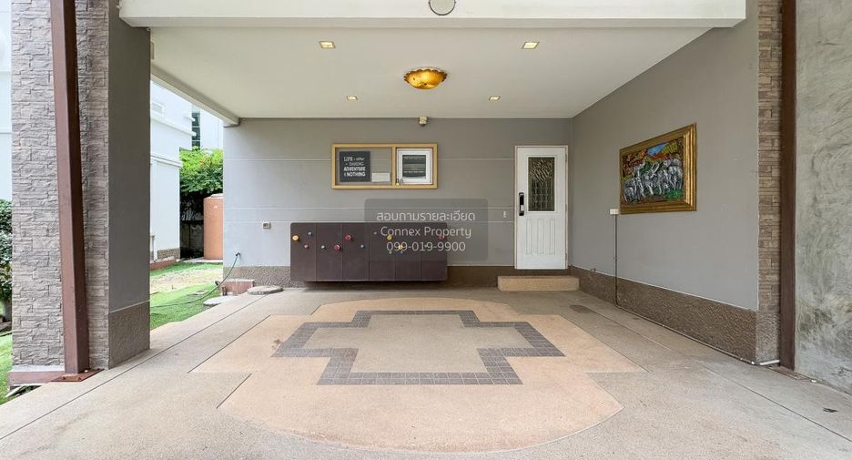 For sale 4 bedrooms house in Bang Na, Bangkok