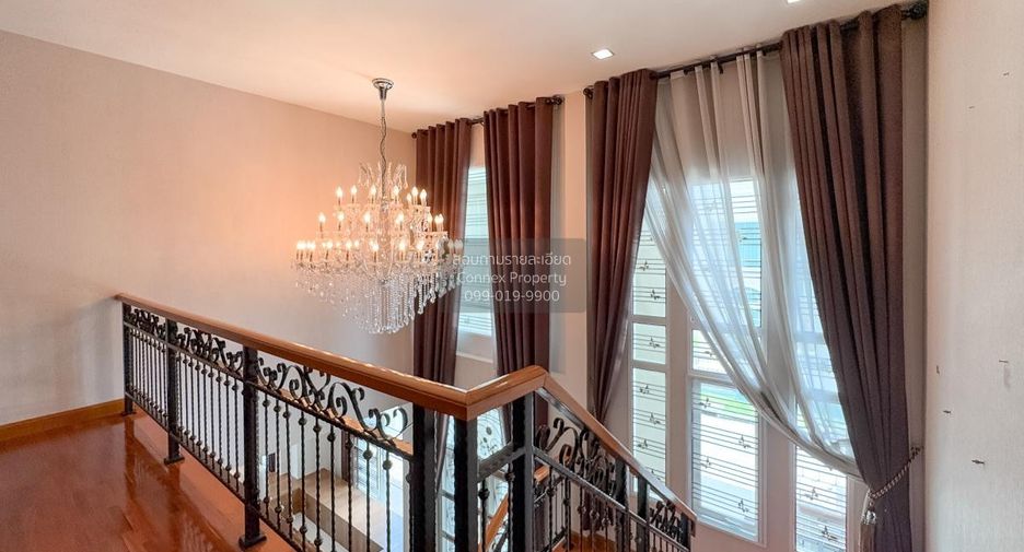 For sale 4 bedrooms house in Bang Na, Bangkok