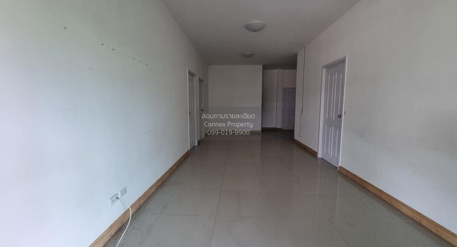 For sale 3 bedrooms house in Mueang Chachoengsao, Chachoengsao