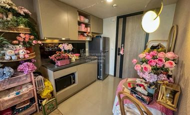 Wohnung zum Kauf mit 1 Zimmer in Khlong Toei, Bangkok