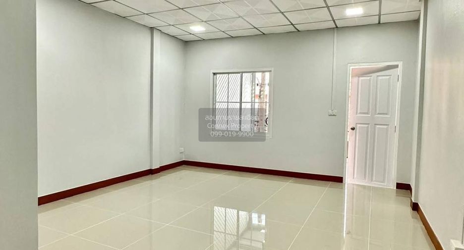 For sale 2 bedrooms townhouse in Bang Bua Thong, Nonthaburi