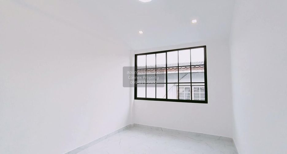 Casa adosada en venta de 2 habitaciones en Sai Mai, Bangkok