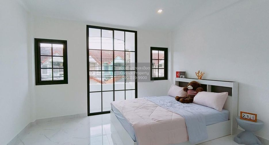Casa adosada en venta de 2 habitaciones en Sai Mai, Bangkok