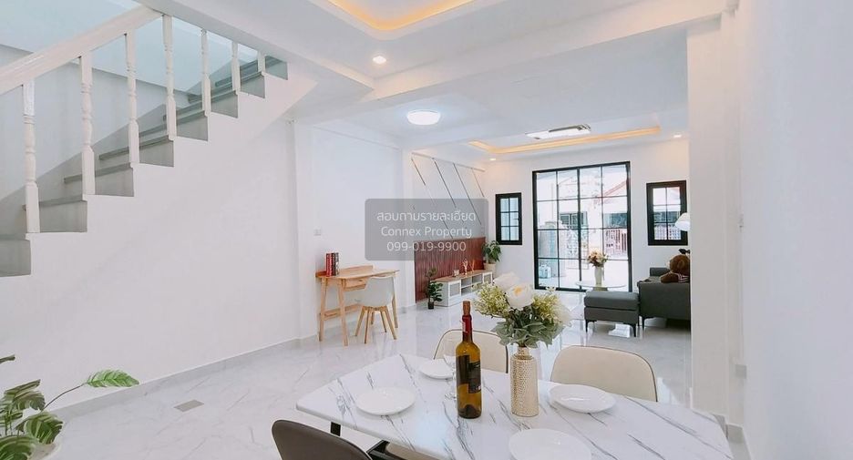 Casa adosada en venta de 2 habitaciones en Sai Mai, Bangkok