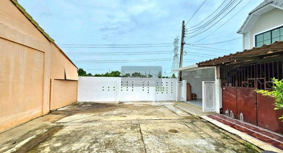 For sale 2 bedrooms townhouse in Bang Bua Thong, Nonthaburi