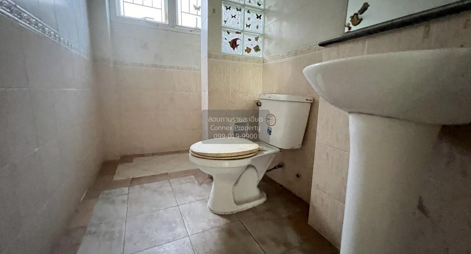 For sale 3 bedrooms house in Mueang Nonthaburi, Nonthaburi