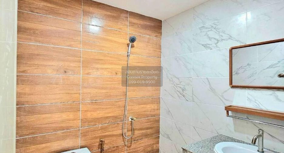 For sale 2 bedrooms townhouse in Bang Bua Thong, Nonthaburi