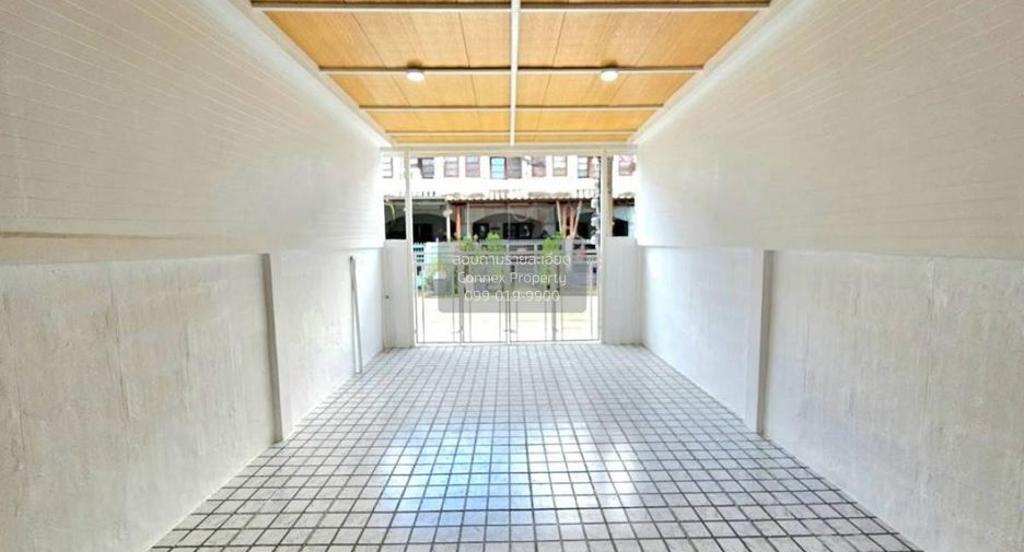 For sale 2 bedrooms townhouse in Bang Bua Thong, Nonthaburi