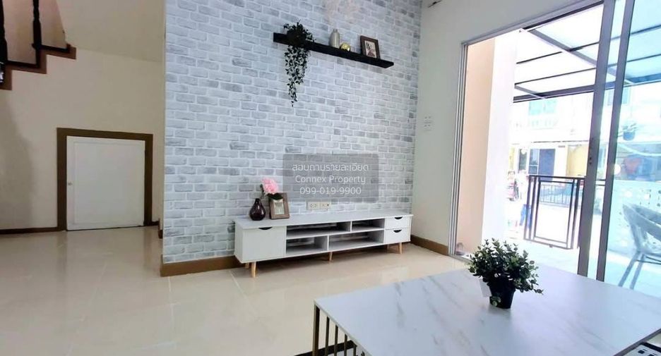 For sale 2 bedrooms townhouse in Bang Phli, Samut Prakan