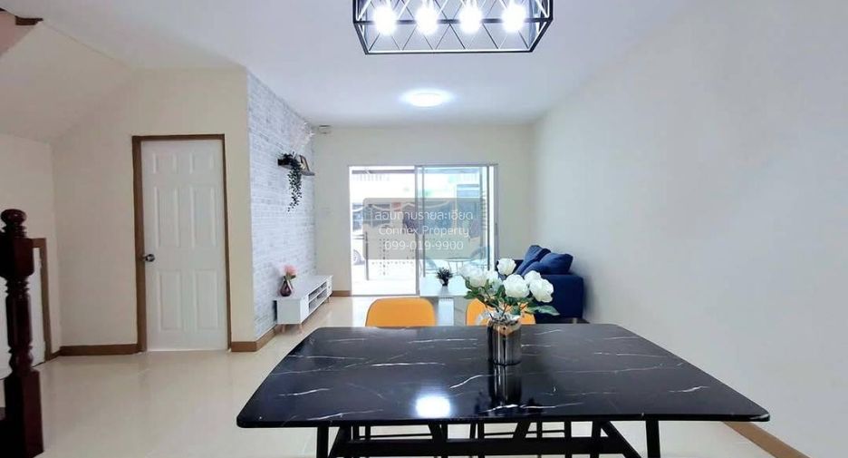 For sale 2 bedrooms townhouse in Bang Phli, Samut Prakan
