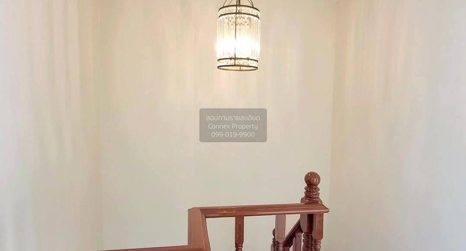 For sale 2 bedrooms townhouse in Bang Phli, Samut Prakan