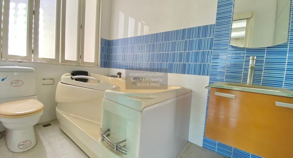 Reihenhaus zum Kauf mit 3 Zimmer in Suan Luang, Bangkok