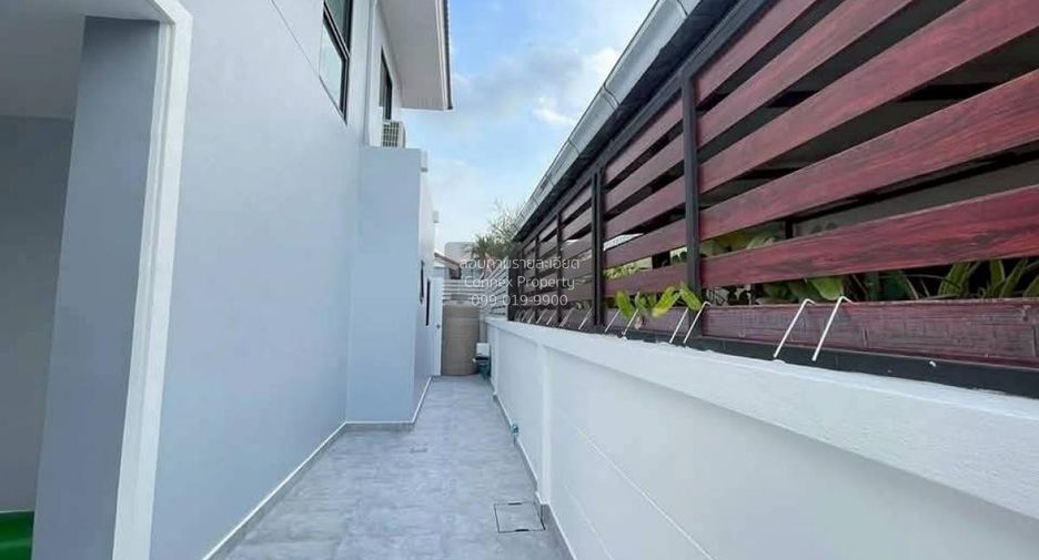 Casa en venta de 4 habitaciones en Lam Luk Ka, Pathum Thani