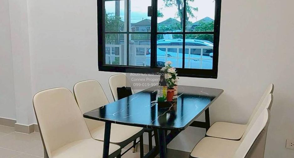 For sale 5 bedrooms townhouse in Thanyaburi, Pathum Thani