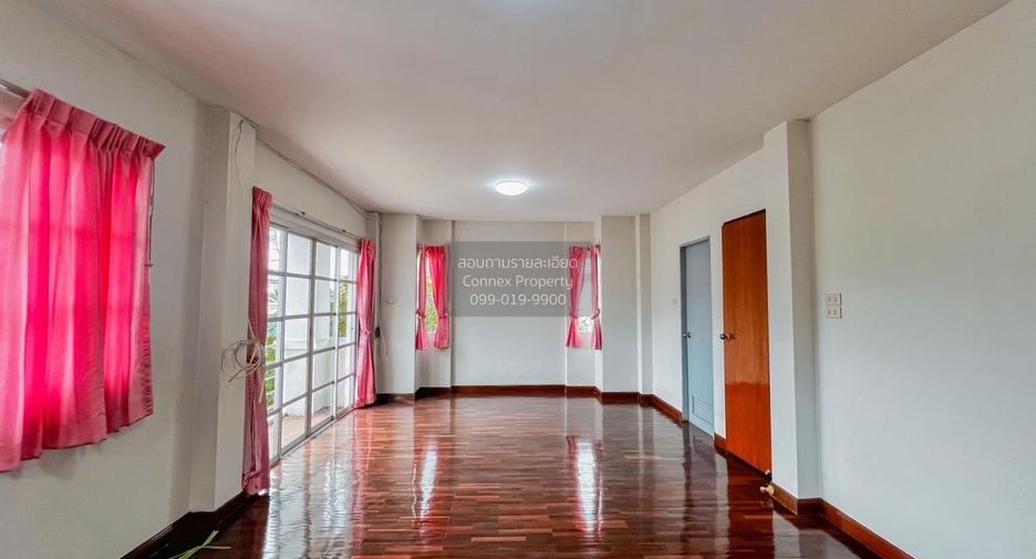 For sale 3 bedrooms house in Sai Noi, Nonthaburi