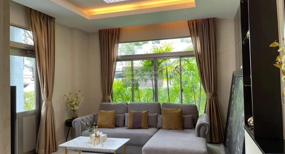 For sale 3 bedrooms house in Lat Krabang, Bangkok