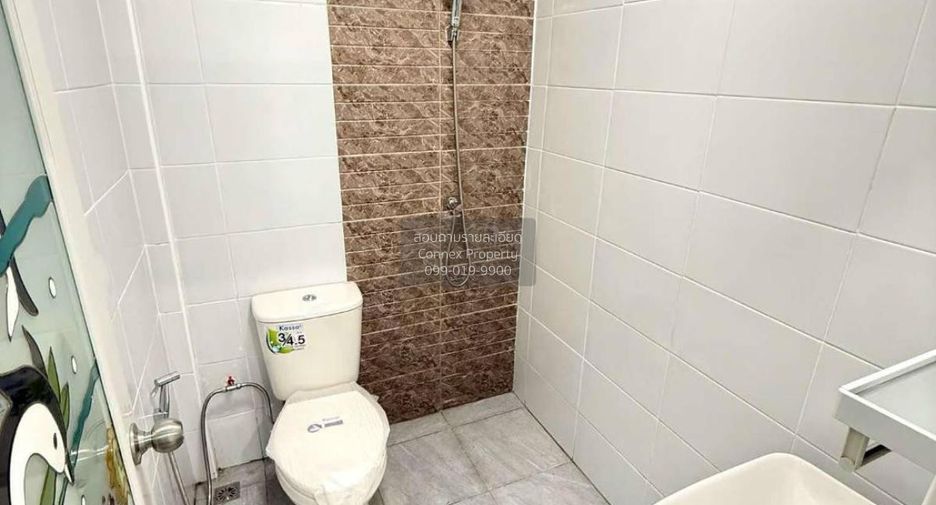 Casa adosada en venta de 2 habitaciones en Mueang Samut Sakhon, Samut Sakhon
