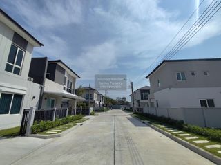 À vendre 3 chambres maison à Bang Sao Thong, Samut Prakan